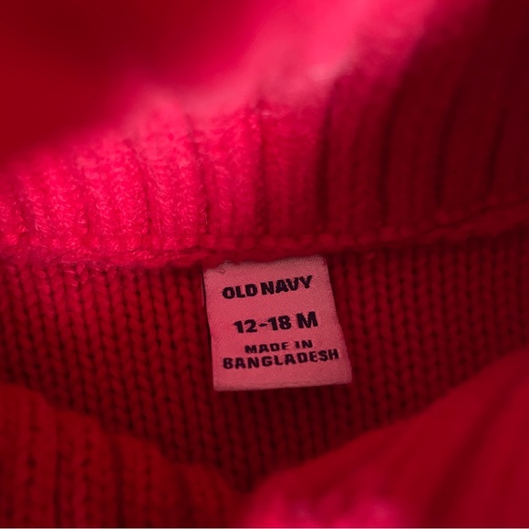 Old Navy Red Cowl Neck Cable Knitt Sweater for Toddlers - Picture 3 of 4